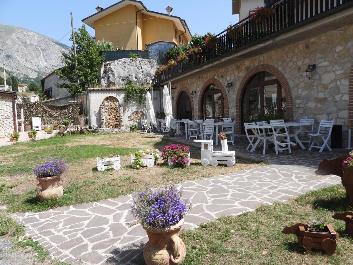 Villalago B&B La Tana Dell'Orso المظهر الخارجي الصورة