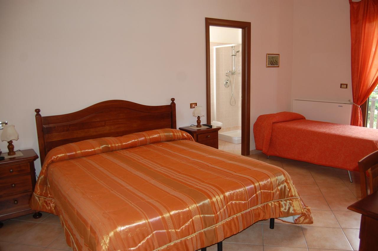 Villalago B&B La Tana Dell'Orso المظهر الخارجي الصورة